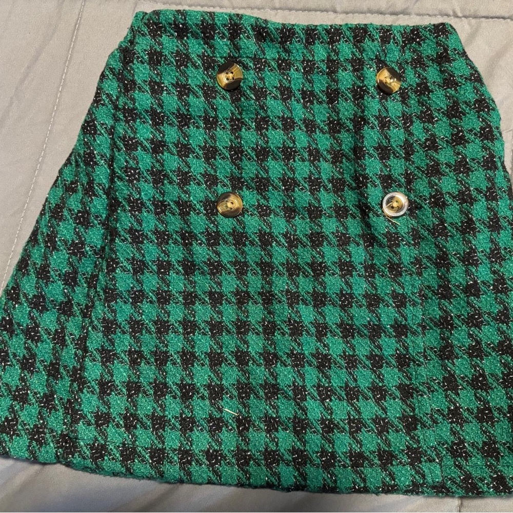 SHEIN Green and Black Patterned Skirt